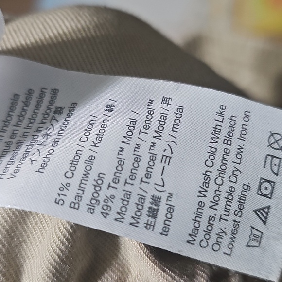 J. Crew Drawstring Tan Capri Pants Size 10P - Picture 4 of 5